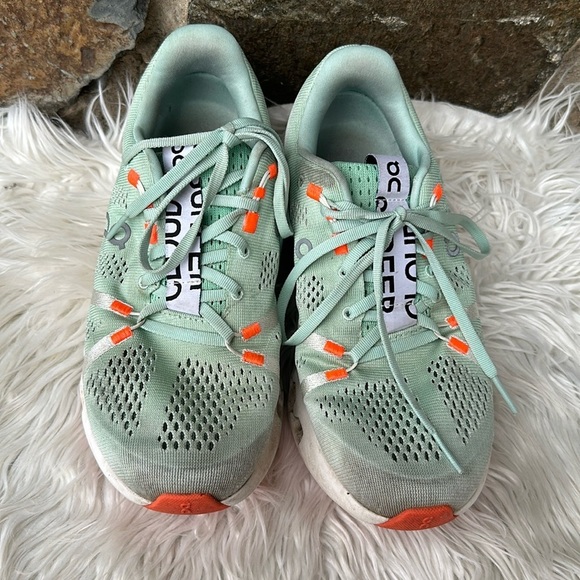 On Running Mint and Coral Sneakers - Picture 2 of 9